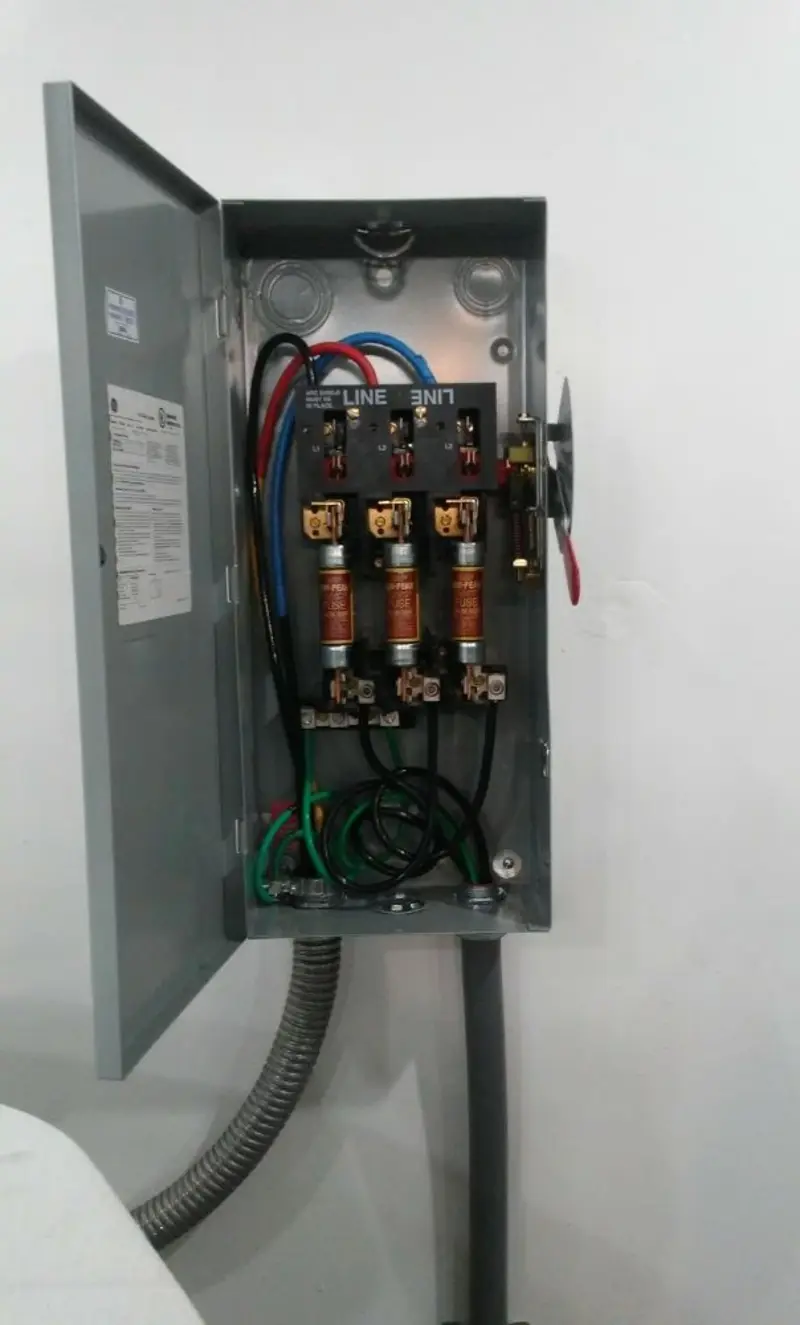 Three-phase disconnect switch installed for Electrical Wiring & Rewiring in Dumas